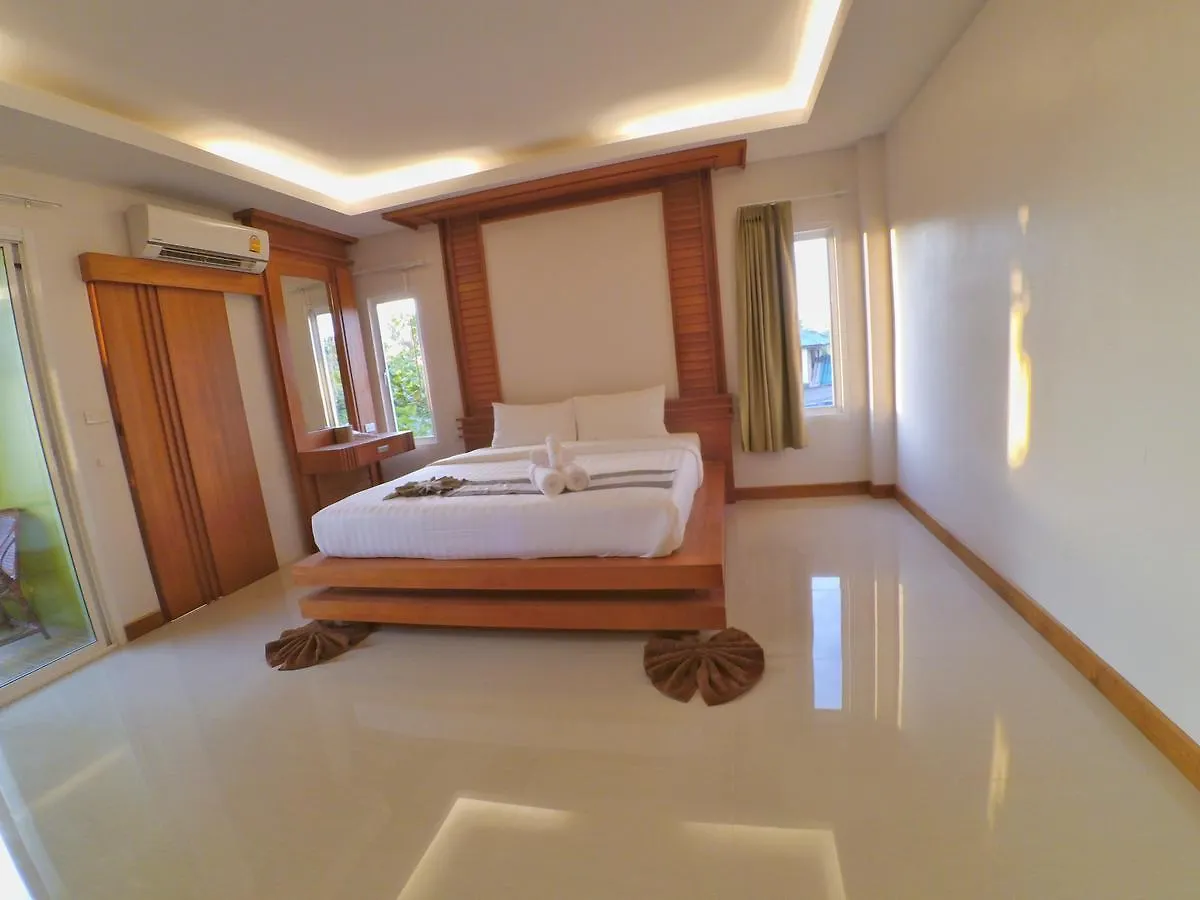 فندق ذا بيس تارا هاوس Ko Lanta بيت ضيافة